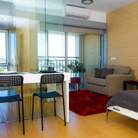 Liiiving In | Antas Corporate * Πόρτο
