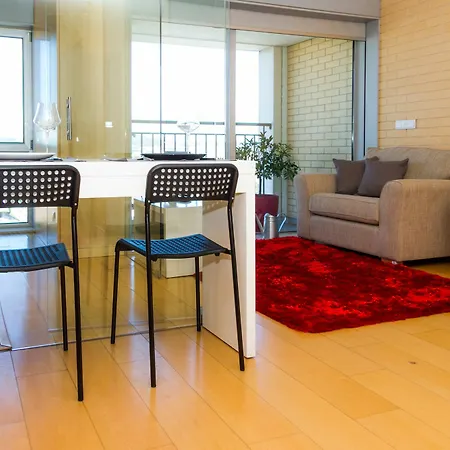Liiiving In | Antas Corporate Apartamento Oporto
